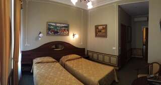 Гостиница Старая Вена Санкт-Петербург Стандартный двухместный номер с 2 отдельными кроватями-5